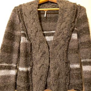 FREE PEOPLE SWEATER